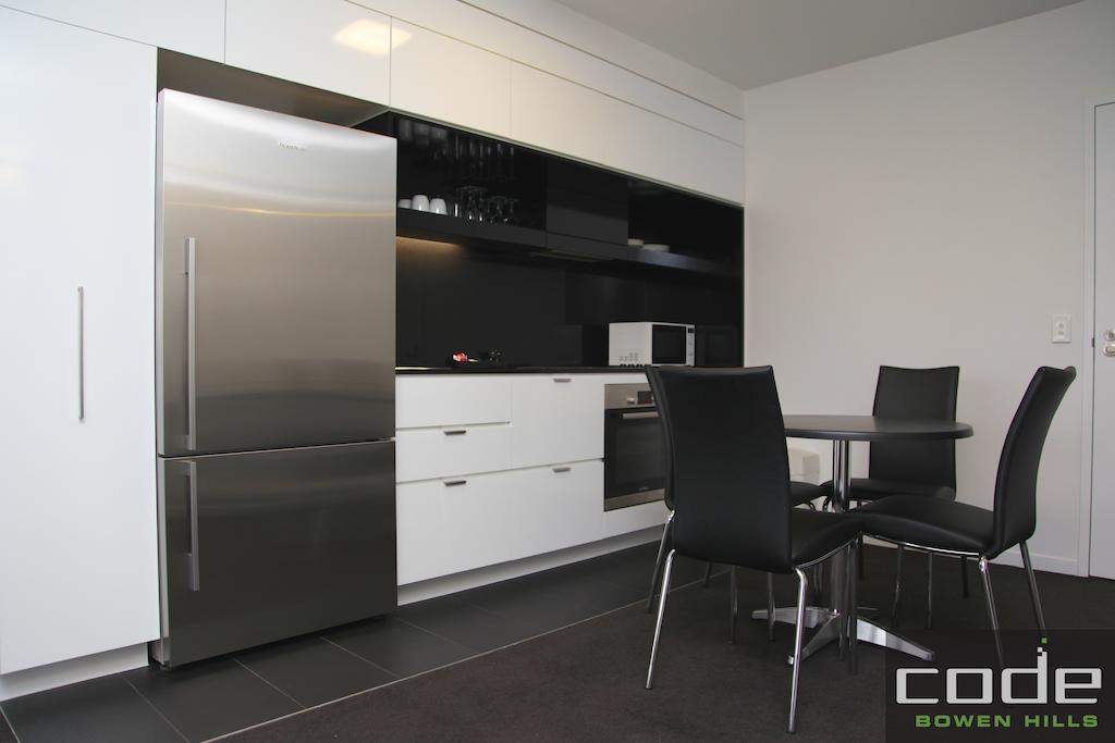Code Apartments Brisbane Room photo